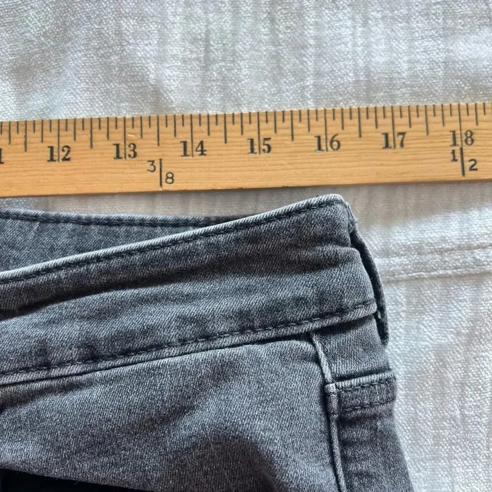 Universal Thread Dark Gray Denim High Rise Women's Skinny Ankle Jeans - 14/32